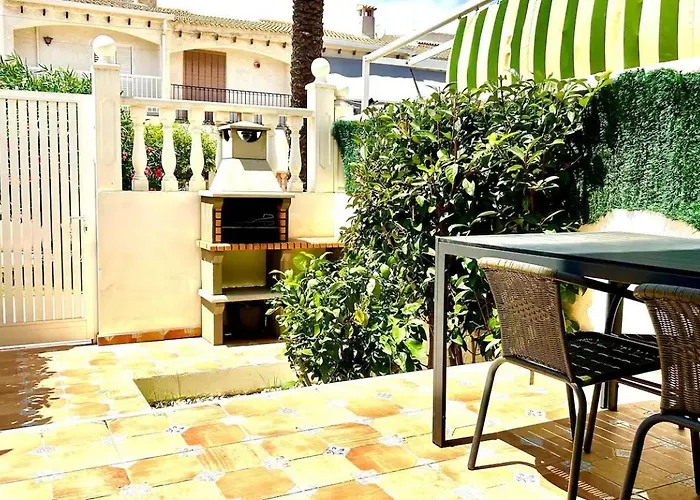 Сasa de vacaciones Casa Blanca De Sierramar
